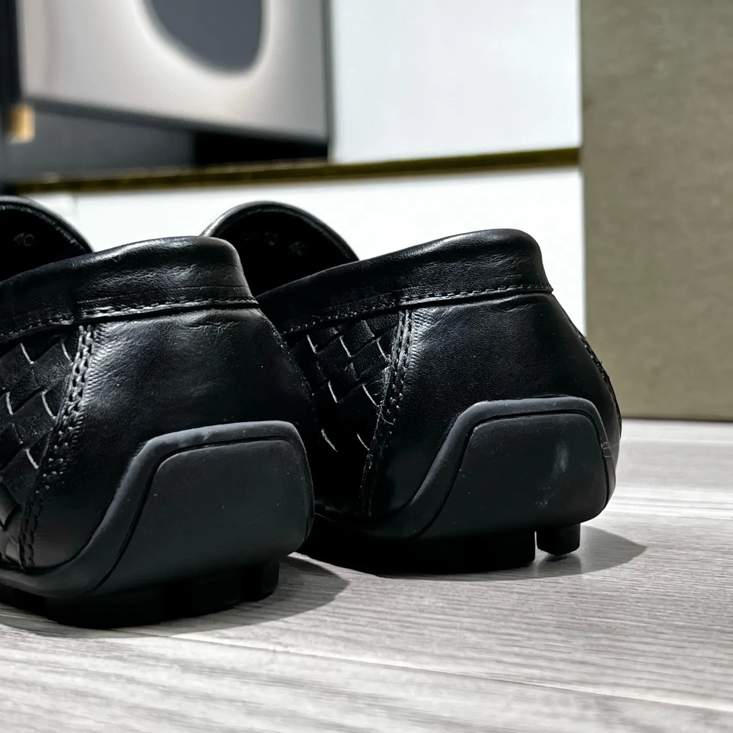 Ex-factory price 500 BV〰️Purely handmade classic men's beanie shoes👉👉driving shoes, slip-on shoes, made of imported cowhide woven from Italy, 💕water-dyed cowhide lining, 🔊original outsole, waterproof platform design, comfortable on the feet. A good choice for traveling and driving, two colors available, code number: 38-44, (45 can be customized)
